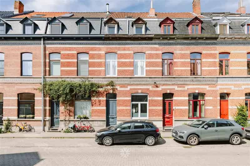 Gent Centrum Instapklare Burgerwoning 4 slaapkamers Stadstuin