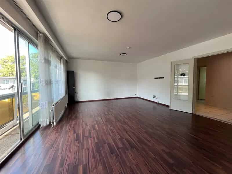 3 Slaapkamer Appartement Dubbele Garagebox