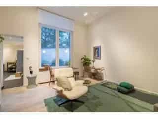 Gelijkvloers appartement Elsene 85m² met koer