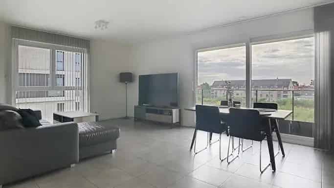 Appartement te huur Roeselare 2 slaapkamers terras autostaanplaats