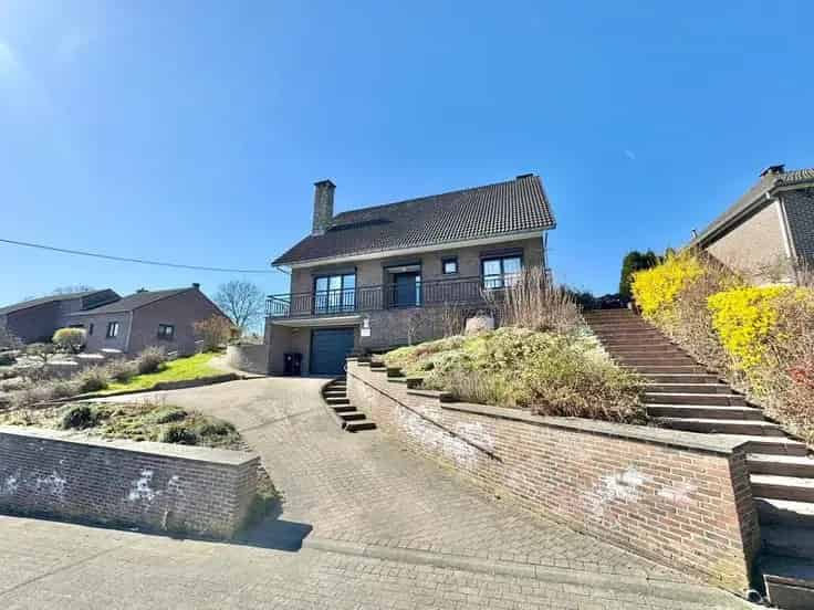 Luxe Villa te Koop met Zwembad en Vijver