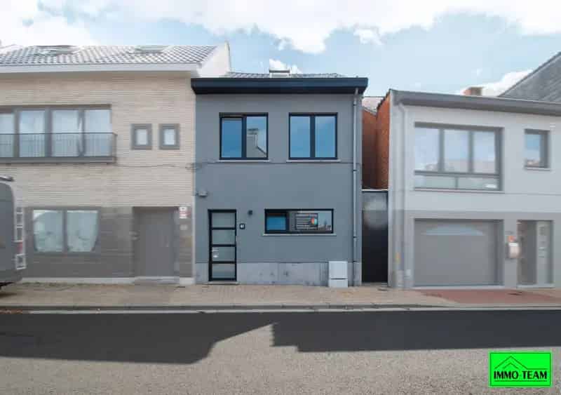 Gerenoveerde 3 Slaapkamers Nabij Centrum