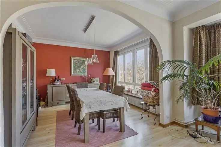 Appartement Te Koop Schaarbeek 2 slaapkamers Terras