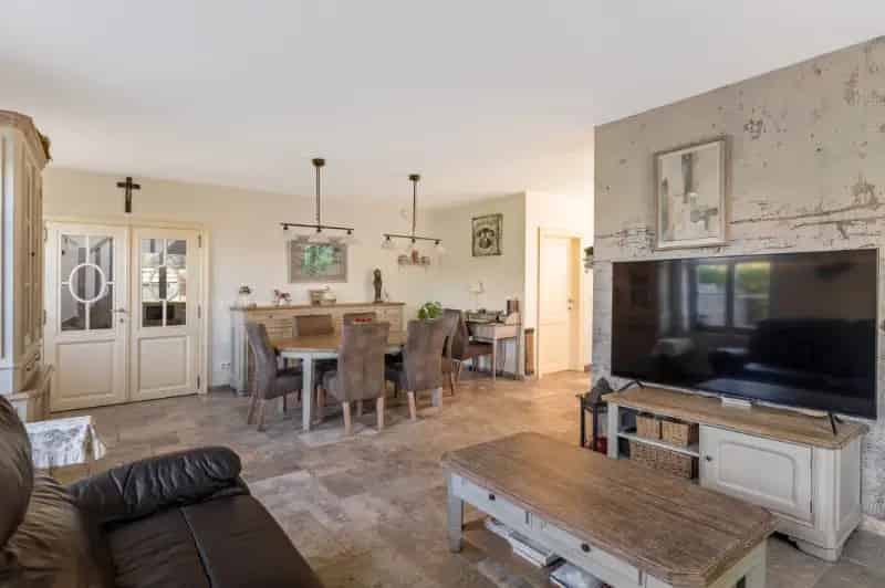 Recente Ruime Villa 4 7 Slpk 2 Badkamers Schelle