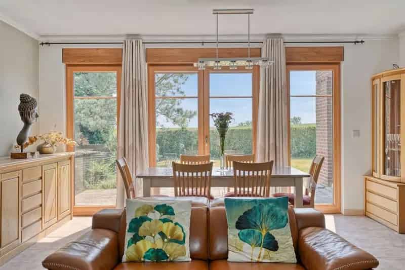 Charmante Villa in Groene Omgeving