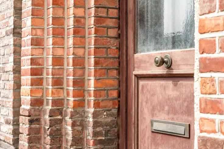 Huis Te Koop Temse: Renovatieproject met Tuin en Garage