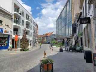 Handelspand te Huur Aalst Centrum 100m²