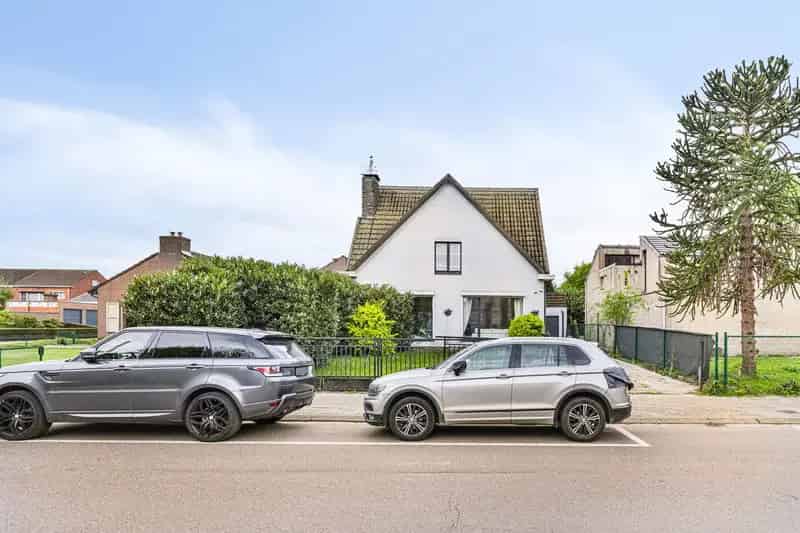 Ruime Villa te Koop: Instapklaar & Familievriendelijk