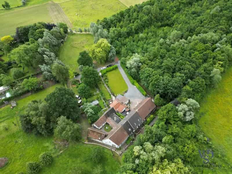 Exceptionele woning in het groen
