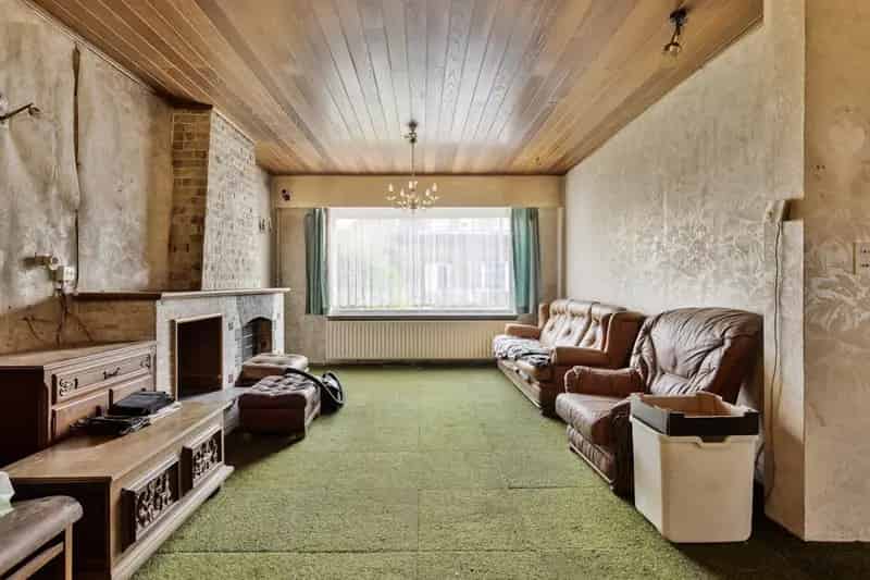 Te renoveren woning Kalmthout centrum