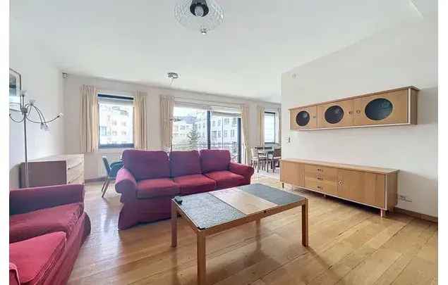 Huur 3 slaapkamer appartement van 120 m² in Antwerp