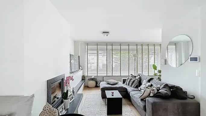 Te Huur: 2 Slaapkamer Woning Koningslo Tuin EPCB Zonnepanelen