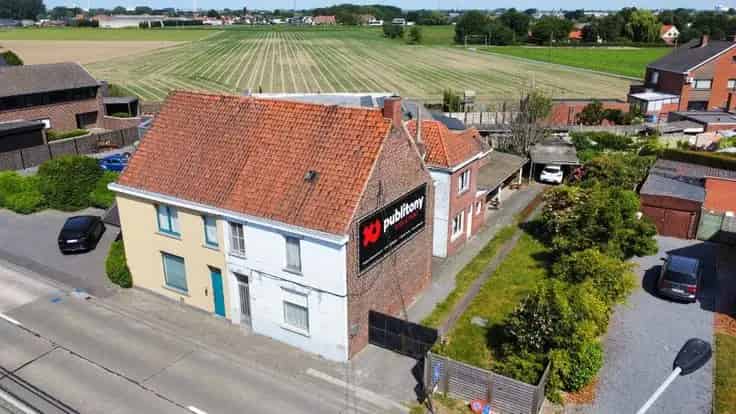 Renovatiepand Nabij Centrum Waregem 3 slaapkamers