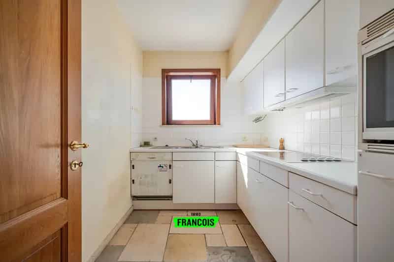 Ruim Appartement met Terras te Roeselare