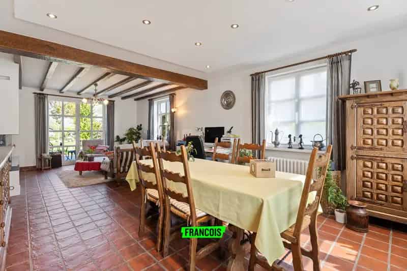 Huis te huur: Villa met 4 slaapkamers en prachtig vergezicht in Keiem