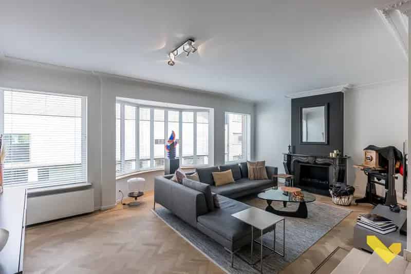 Huis te huur: Exclusieve woning met moderne inrichting en multifunctionele ruimte