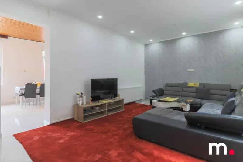 Huis te koop Wevelgem: Ruime moderne woning