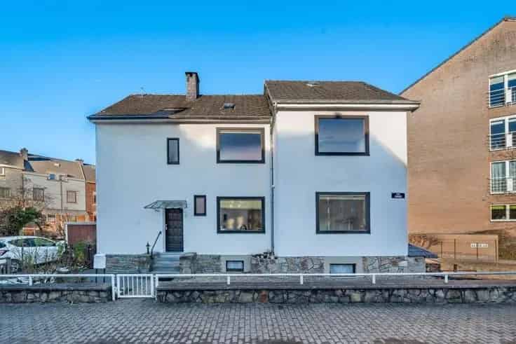 Te renoveren huis Malmedy: Ruime woning in centrum