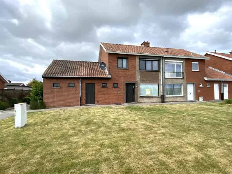 Huis te huur Pittem 3 slaapkamers tuin garage