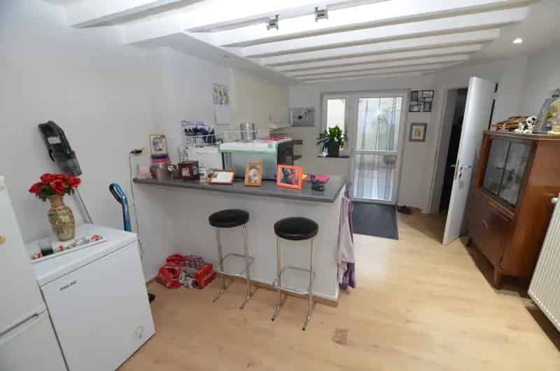 Opbrengsteigendom 4 Appartementen te Huur