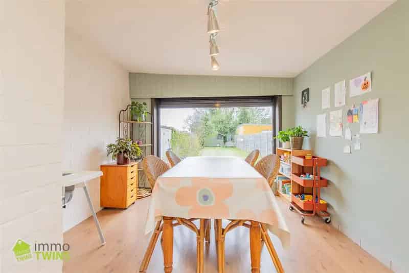 Ruime woning 3 slaapkamers tuin Zele