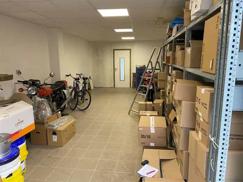 Appartement en Handelsruimte te Koop Sint Truiden