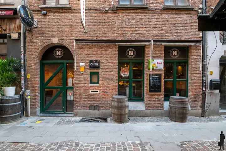 Woonhuis te koop in Antwerpen met café Restaurant