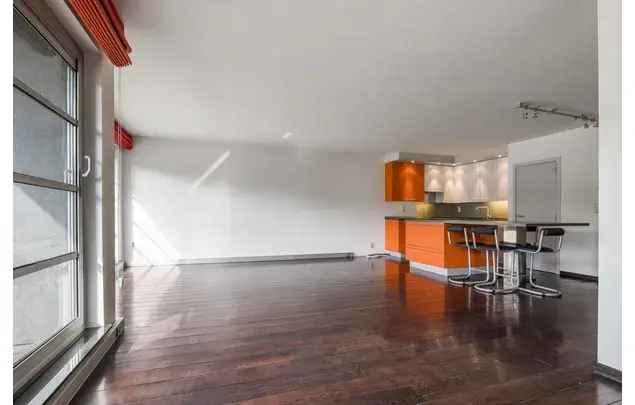 Huur 1 slaapkamer appartement van 94 m² in Ghent