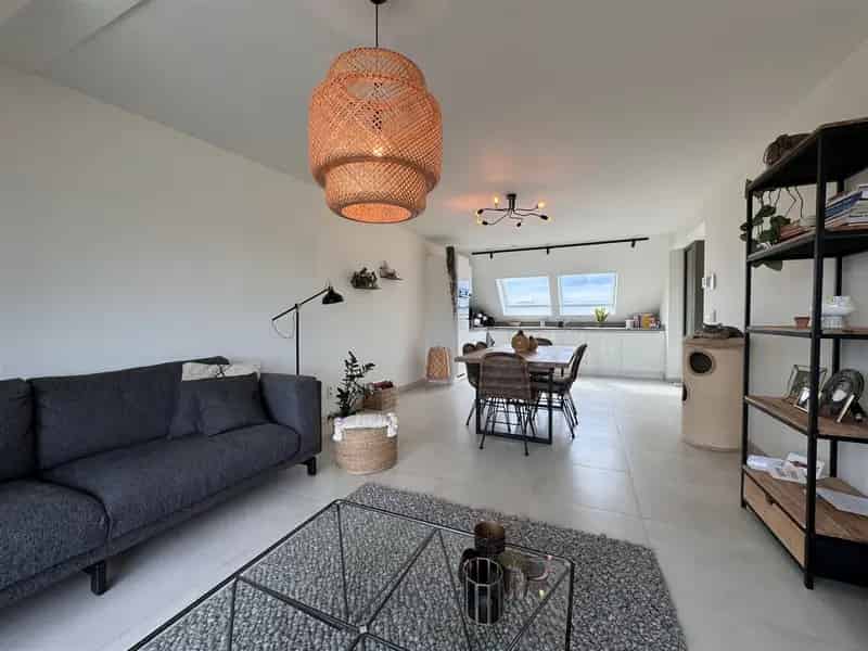 Appartement 2 slaapkamers te koop -  Staanplaats en carport