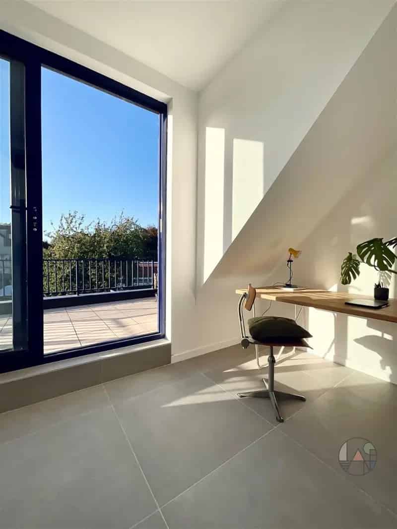 Modern Appartement te Kontich met Groot Terras