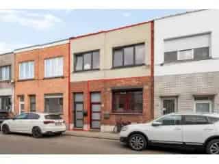 Huis te koop Deurne 3 slaapkamers instapklaar tuin