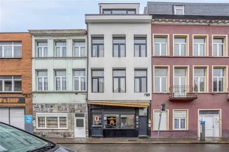 Appartementsblok Te Koop Nabij Park Spoor Noord