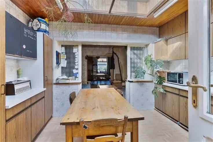 Huis Te Koop Sint-Rochus: Op te knappen Eengezinswoning