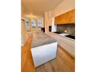 Duplex te Koop Brussel Centrum 2 slaapkamers gerenoveerd