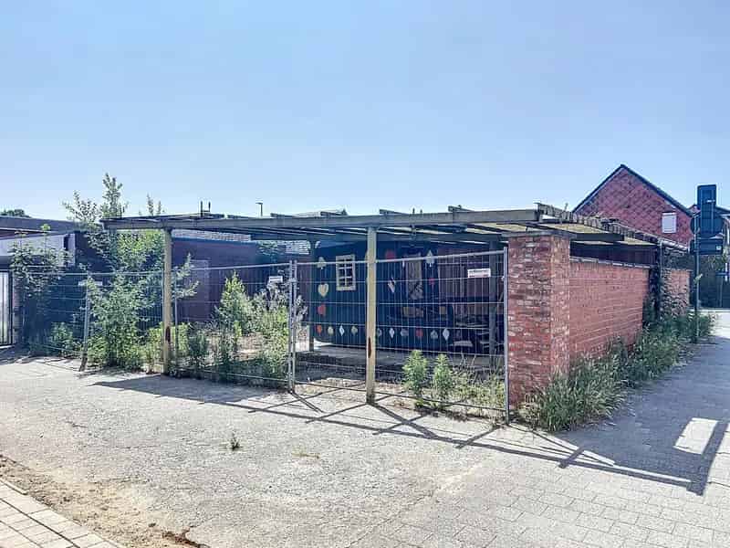 Bouwgrond te Huur 281m² Nabij Faciliteiten