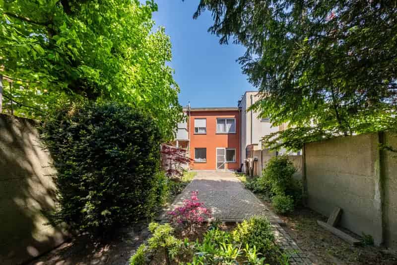 Huis te koop Borgerhout: renovatieproject met grote tuin