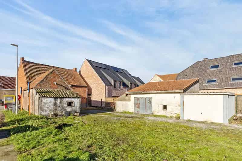 Ruim perceel nieuwbouw mogelijkheden