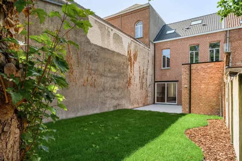 Karaktervolle Gerenoveerde Woning Ruime Stadstuin Turnhout