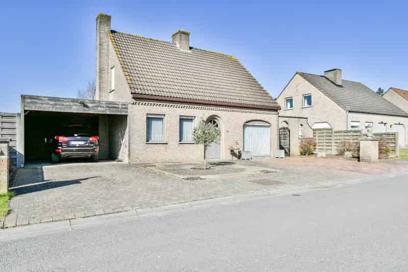 Villa te koop 3 slaapkamers Kapellestraat