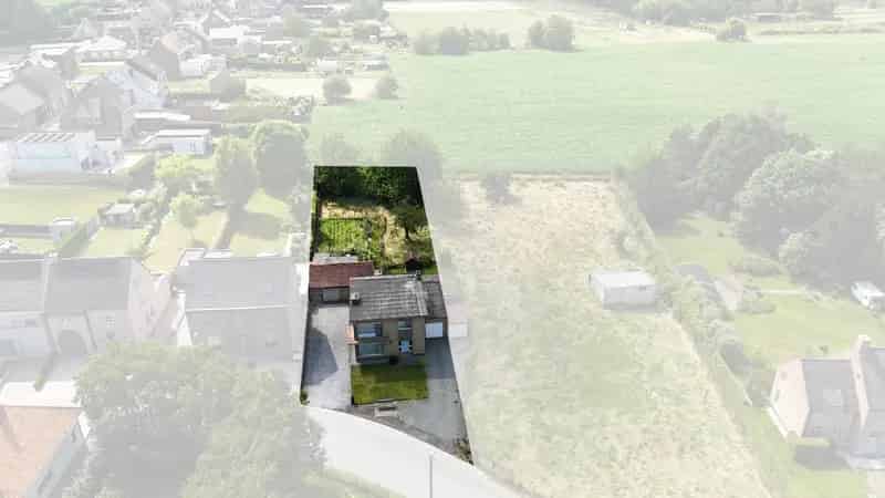 Open Bebouwing 3 slaapkamers Garage Tuin