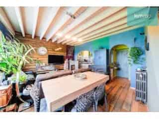 Huis te Koop Roux - Bel-Etage met Tuin en Garage