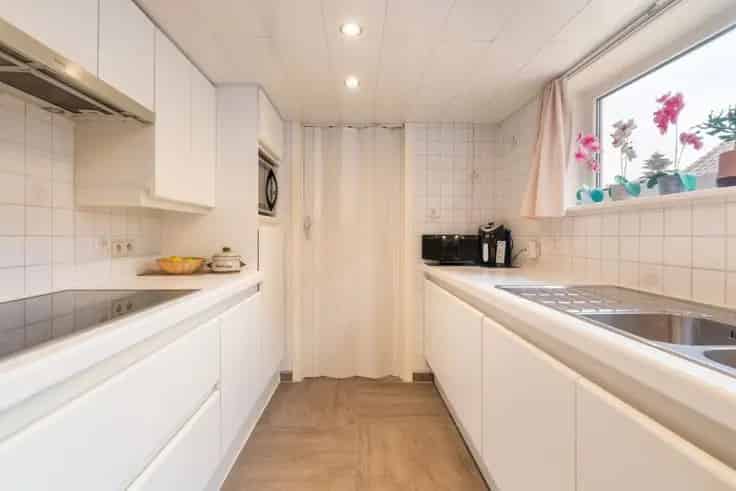 Ruime woning met 4 slaapkamers te Deerlijk