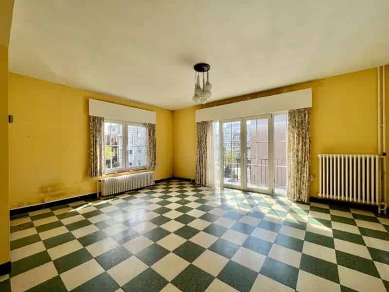 Uitstekend Gelegen Woning Volledig Aanbod