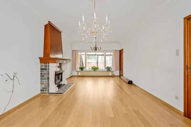 Op te frissen woning 178m² 3 slaapkamers terras tuin garage