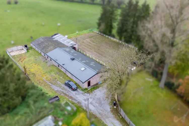 Bungalow met Paardenstal te Koop Nabij Waremme