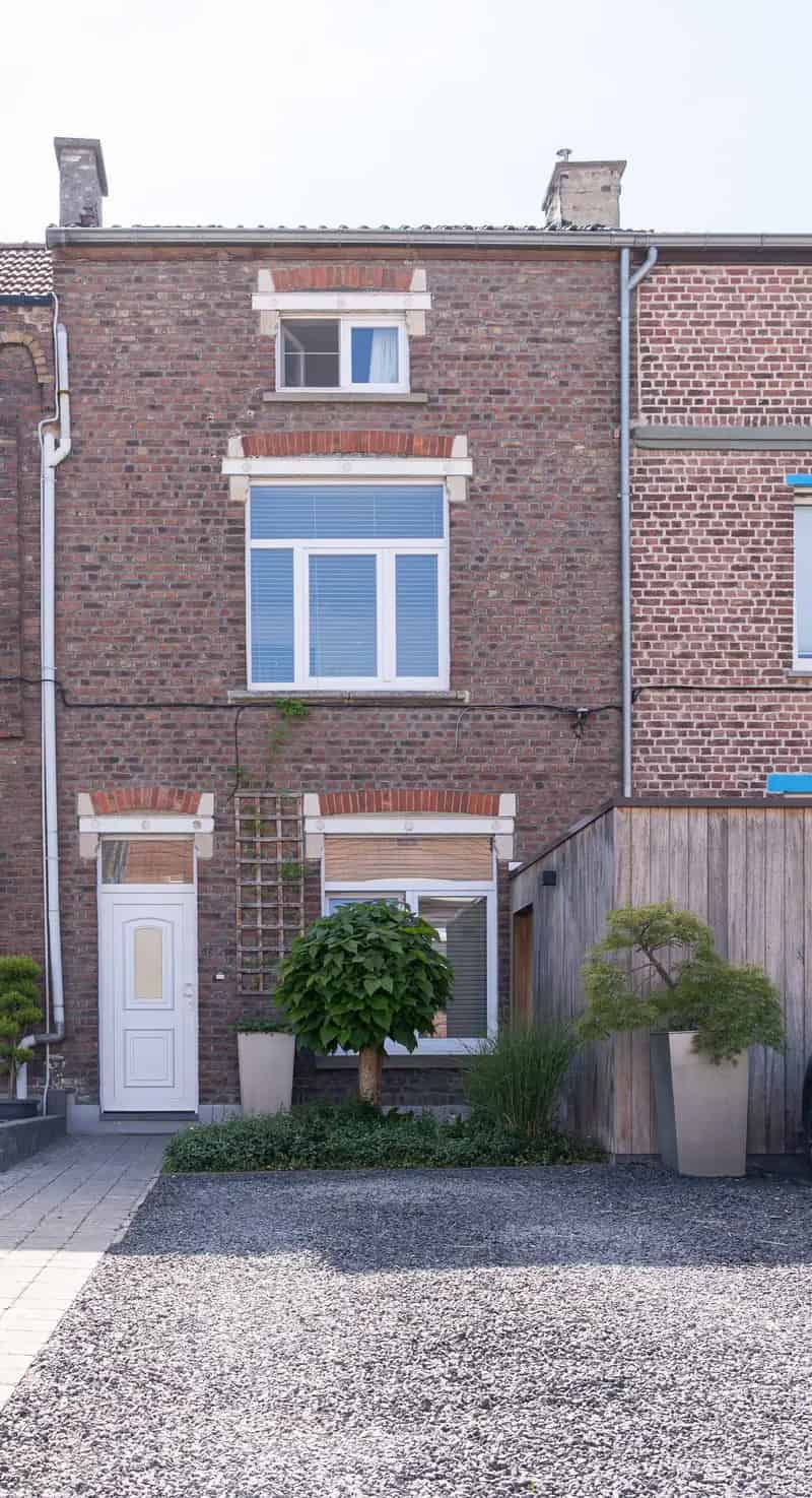 Gerenoveerd Rijhuis 3 Slaapkamers Zonnige Tuin