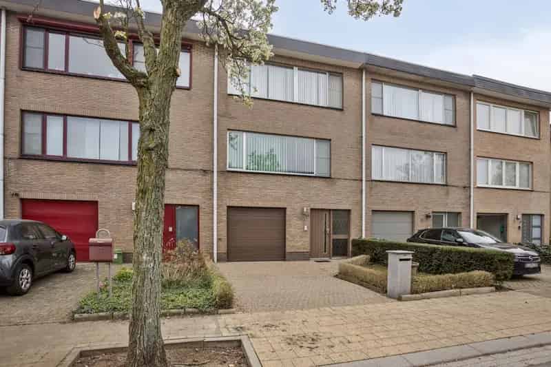 Huis te koop Hoevenen 3 slaapkamers garage tuin