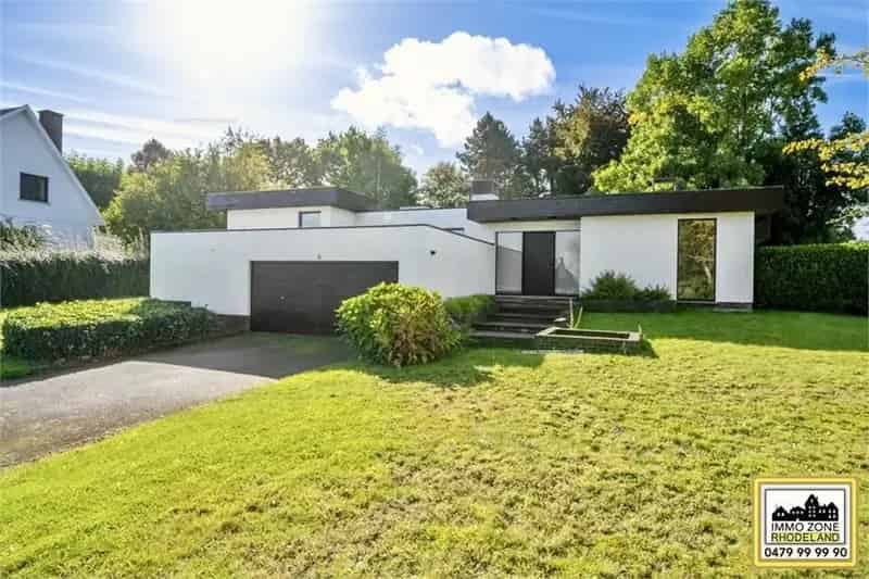 Villa te koop Oombergen 4 slaapkamers grote tuin