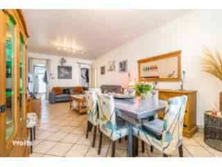 Huis te koop Herstal  - Ruime woning met tuin nabij winkels
