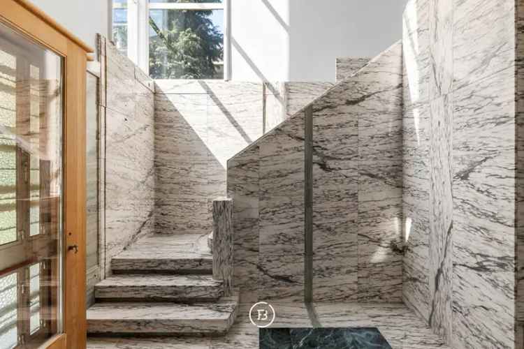 Art Deco Villa te Koop - Ruime gezinswoning met tuin